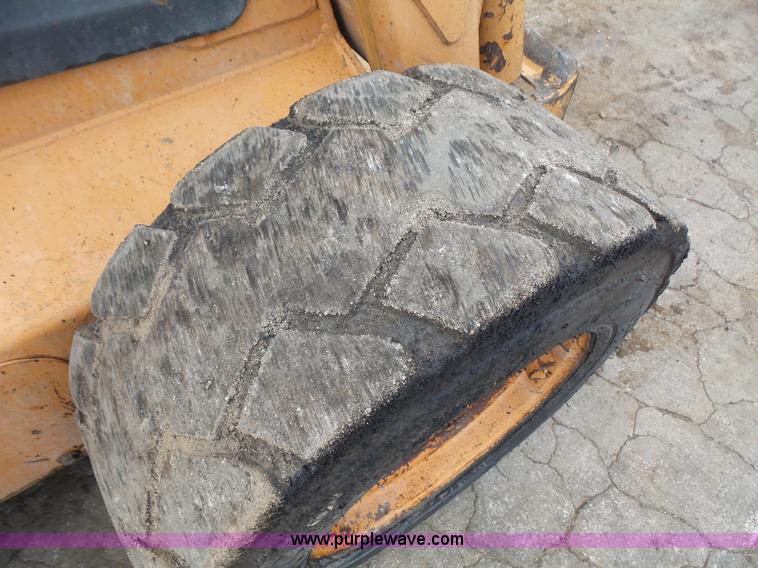 image for item L4928 2005 Case 435 skid steer