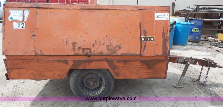 image for item L4937 1982 Gardner Denver D100 air compressor