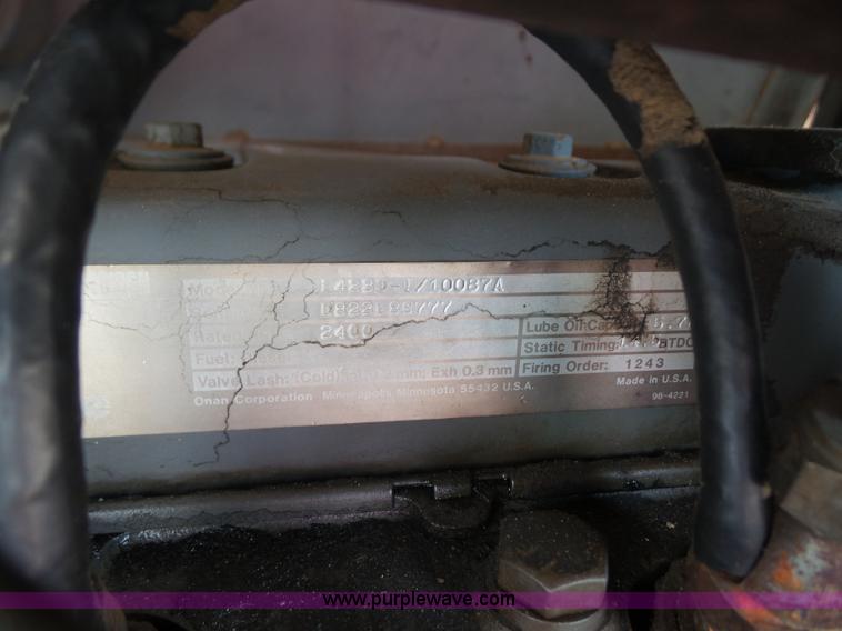 image for item L4937 1982 Gardner Denver D100 air compressor