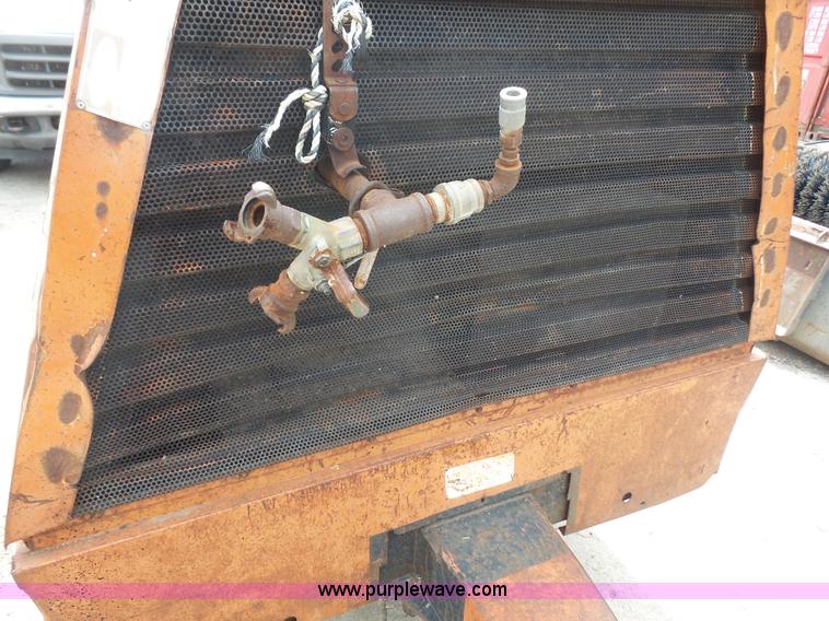 image for item L4937 1982 Gardner Denver D100 air compressor