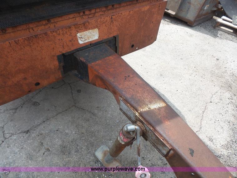 image for item L4937 1982 Gardner Denver D100 air compressor