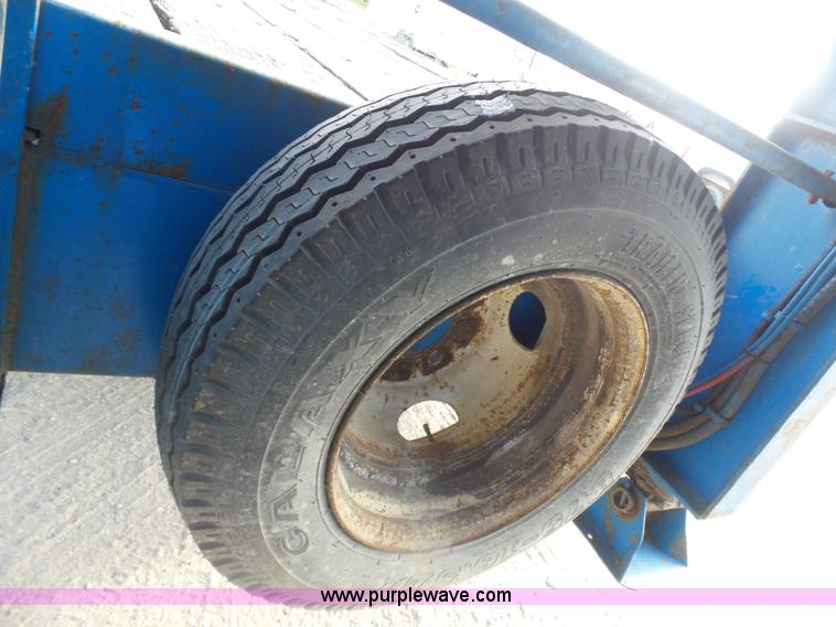 image for item L5894 1993 International 4900 truck with trailer