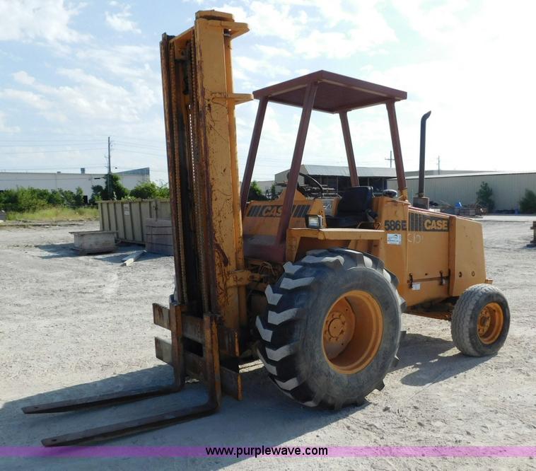 image for item L5896 1994 Case 586E forklift