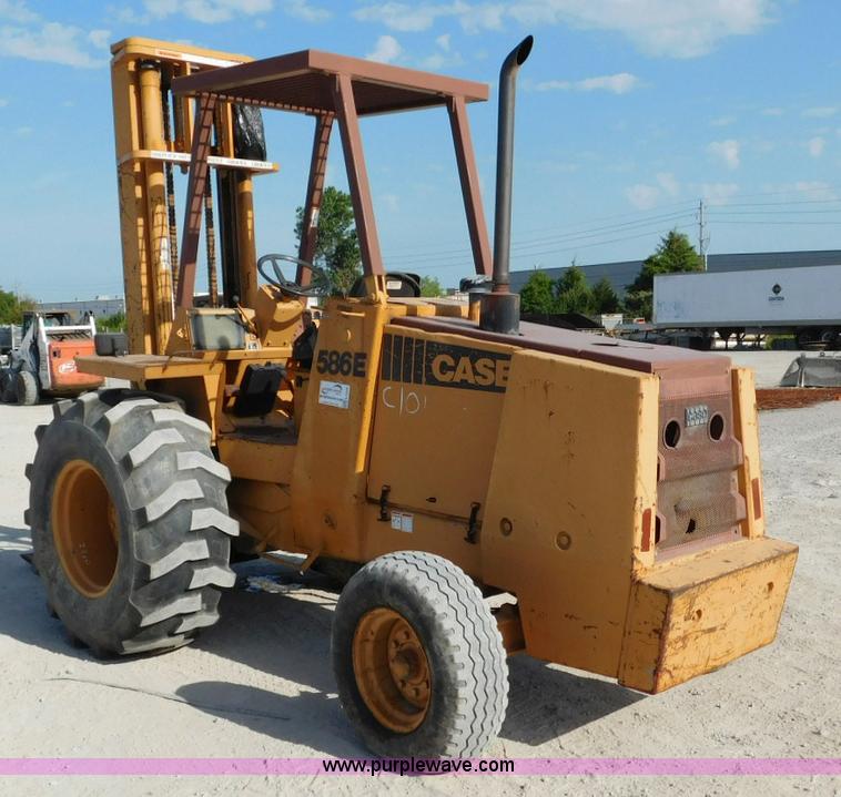 image for item L5896 1994 Case 586E forklift