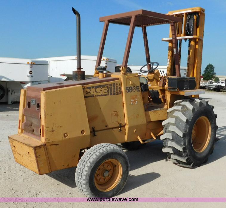 image for item L5896 1994 Case 586E forklift