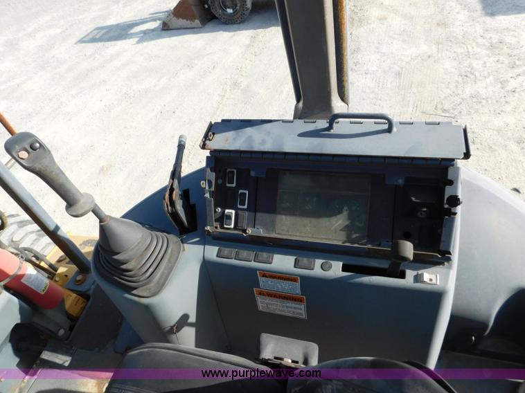 image for item L5898 1998 Case 580L backhoe