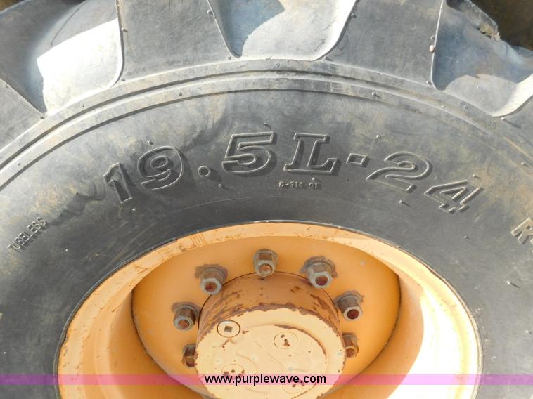 image for item L5898 1998 Case 580L backhoe