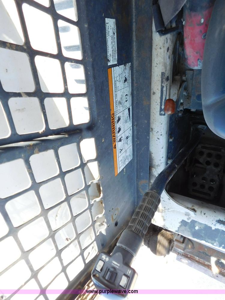 image for item L5899 2005 Bobcat T300 Turbo skid steer