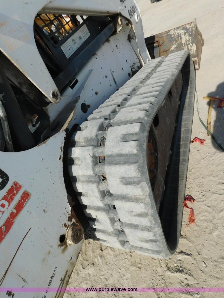 image for item L5899 2005 Bobcat T300 Turbo skid steer