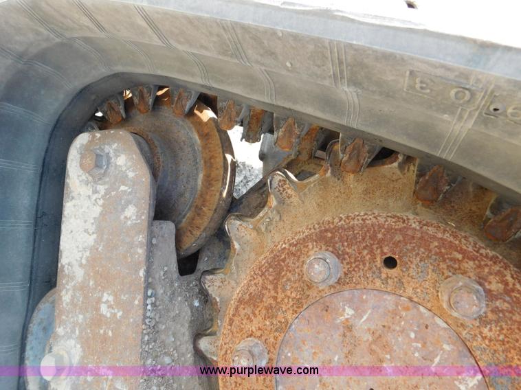 image for item L5899 2005 Bobcat T300 Turbo skid steer