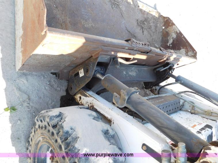image for item L5900 1999 Bobcat 873F Turbo skid steer