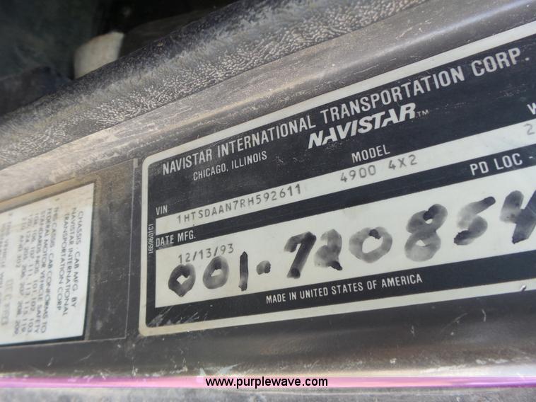 image for item L6106 1994 International 4900 flatbed dump truck