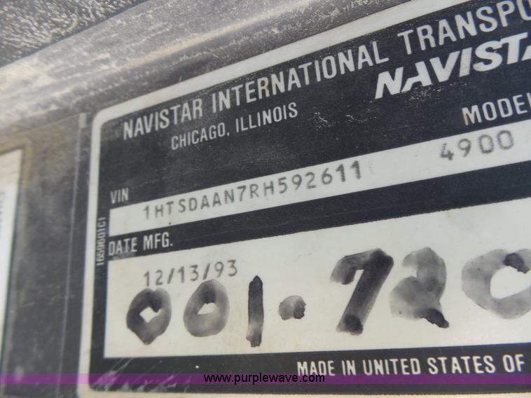 image for item L6106 1994 International 4900 flatbed dump truck