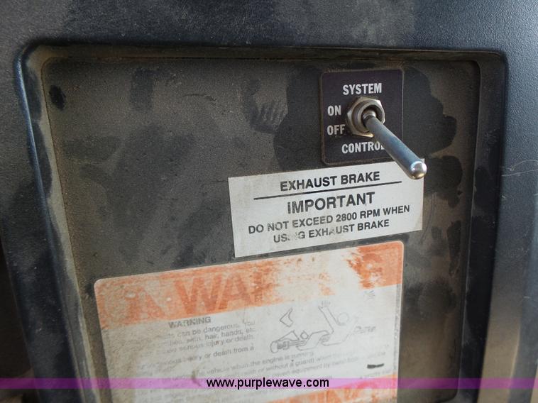 image for item L6106 1994 International 4900 flatbed dump truck