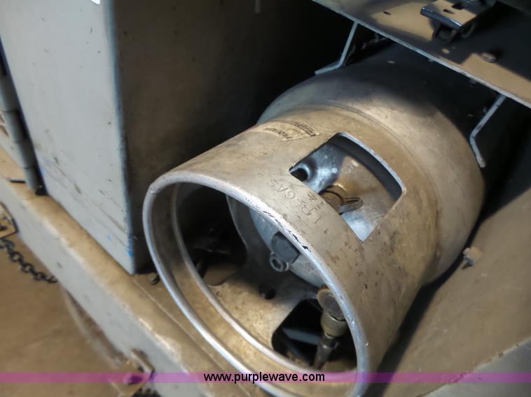 image for item L6120 Clarke 505-208 floor scrubber