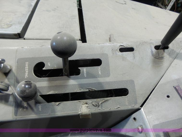 image for item L6120 Clarke 505-208 floor scrubber