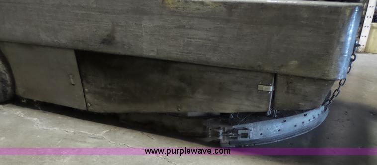 image for item L6120 Clarke 505-208 floor scrubber