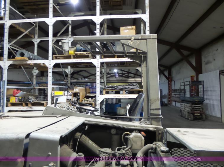 image for item L6120 Clarke 505-208 floor scrubber