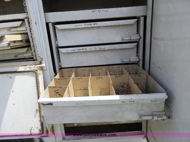 image for item L6160 1992 International 4900 bucket truck