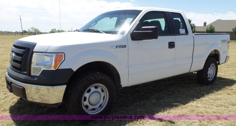 image for item L6595 2010 Ford F150 SuperCab pickup truck