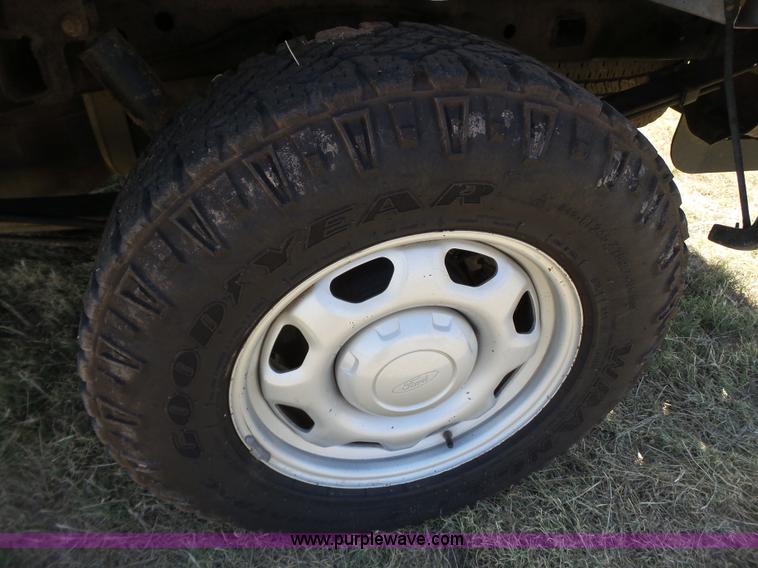 image for item L6595 2010 Ford F150 SuperCab pickup truck