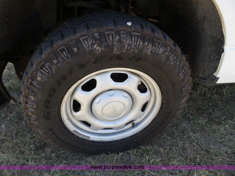 image for item L6595 2010 Ford F150 SuperCab pickup truck