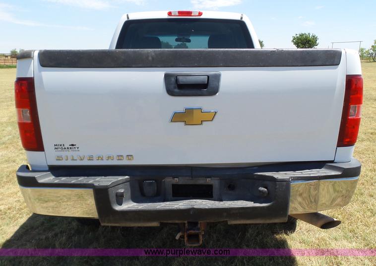image for item L6596 2007 Chevrolet Silverado 2500HD Ext. Cab pickup truck