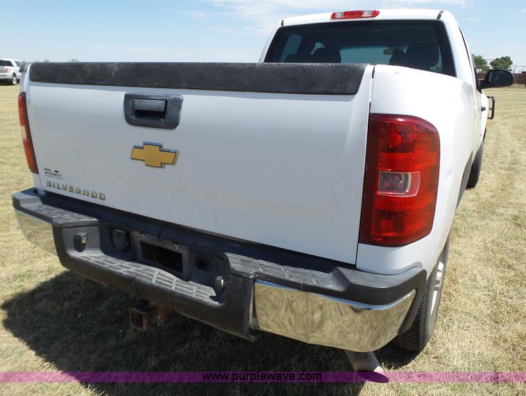 image for item L6596 2007 Chevrolet Silverado 2500HD Ext. Cab pickup truck
