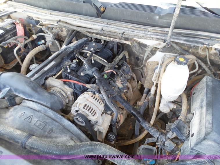 image for item L6596 2007 Chevrolet Silverado 2500HD Ext. Cab pickup truck