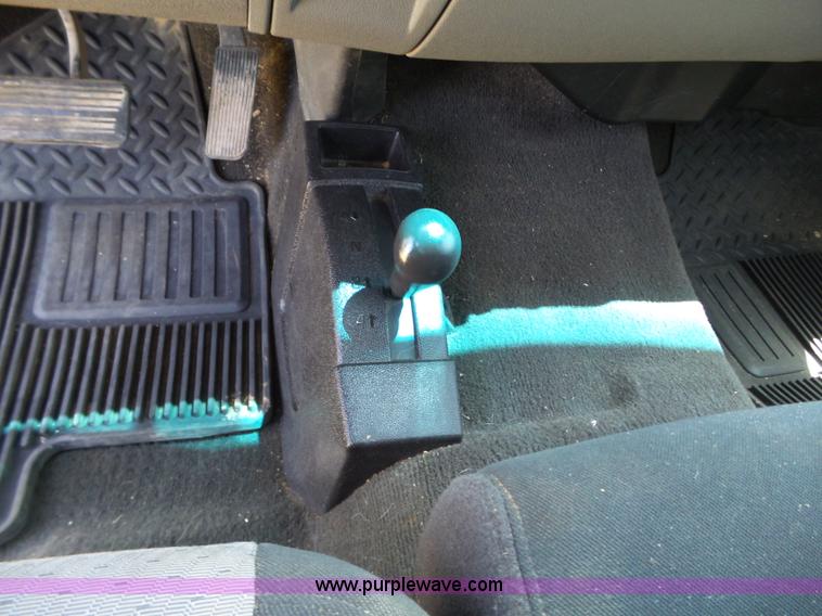 image for item L6596 2007 Chevrolet Silverado 2500HD Ext. Cab pickup truck