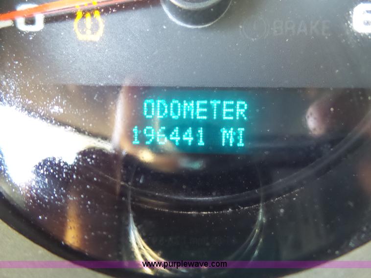 image for item L6596 2007 Chevrolet Silverado 2500HD Ext. Cab pickup truck