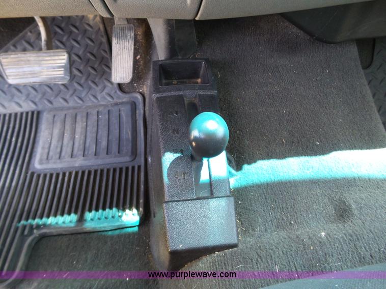 image for item L6596 2007 Chevrolet Silverado 2500HD Ext. Cab pickup truck