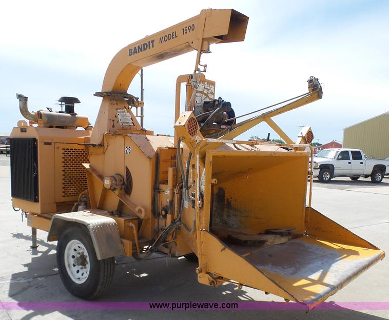 image for item N9401 2003 Bandit 1590 Intimidator wood chipper