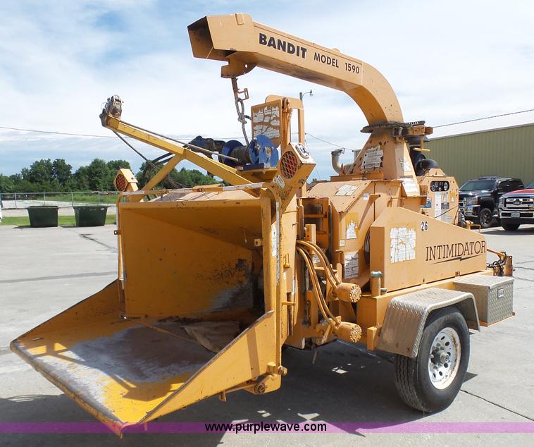 image for item N9401 2003 Bandit 1590 Intimidator wood chipper