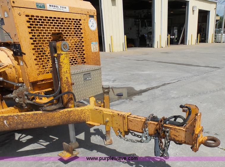 image for item N9401 2003 Bandit 1590 Intimidator wood chipper