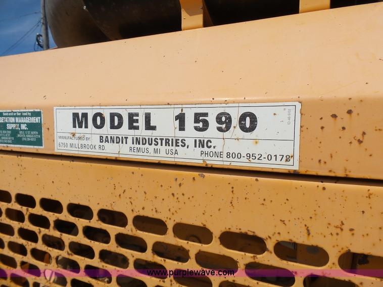image for item N9401 2003 Bandit 1590 Intimidator wood chipper