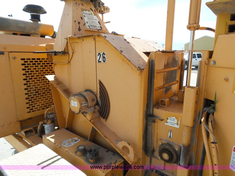 image for item N9401 2003 Bandit 1590 Intimidator wood chipper