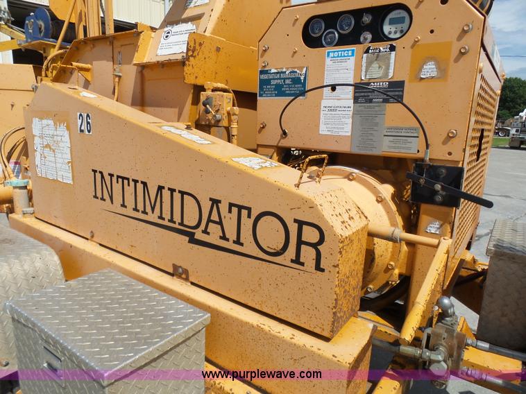 image for item N9401 2003 Bandit 1590 Intimidator wood chipper