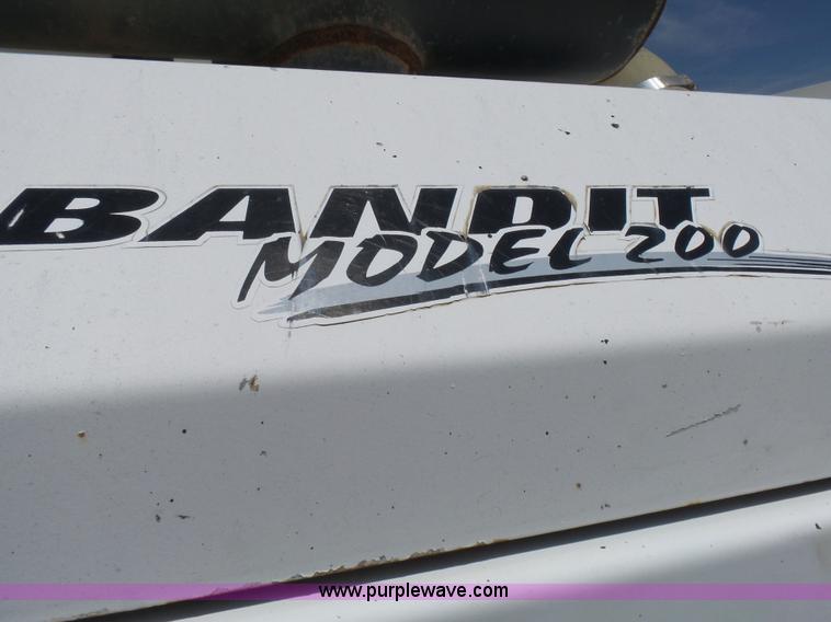 image for item N9456 2004 Bandit 200 wood chipper