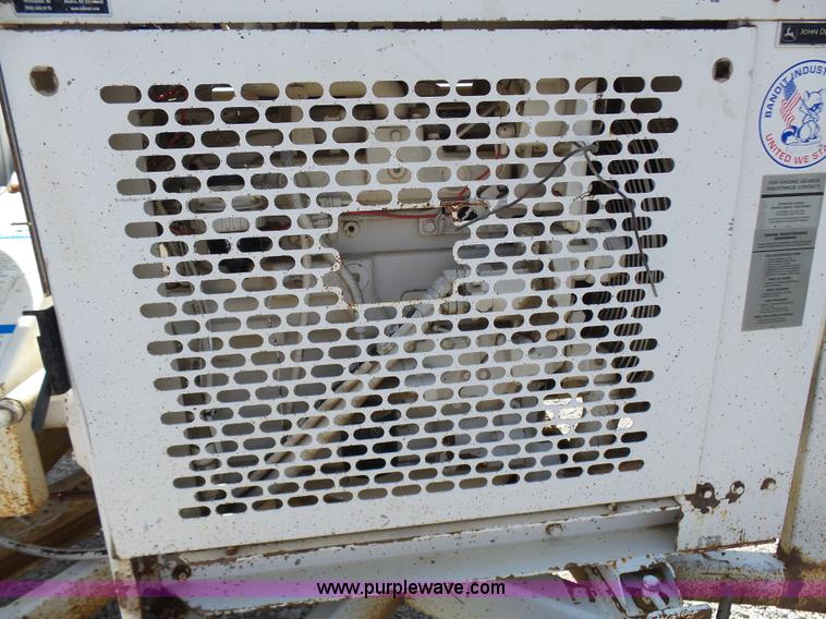 image for item N9456 2004 Bandit 200 wood chipper