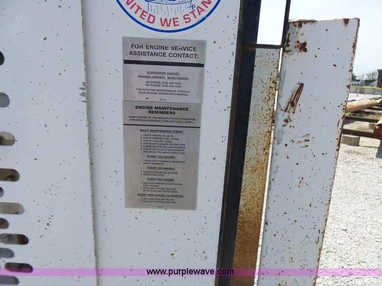 image for item N9456 2004 Bandit 200 wood chipper