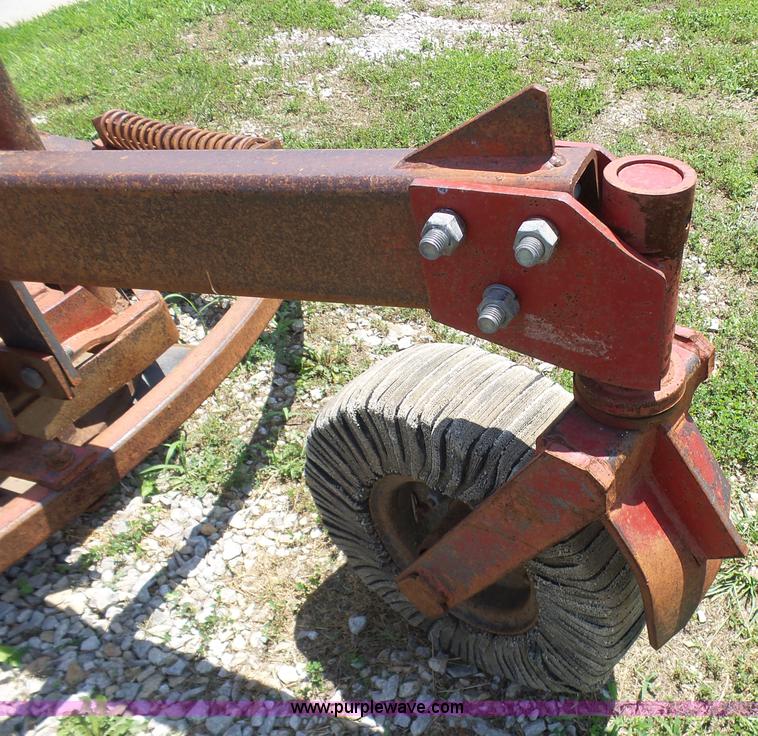 image for item N9457 Brown MFG 89T0-R165 brush cutter