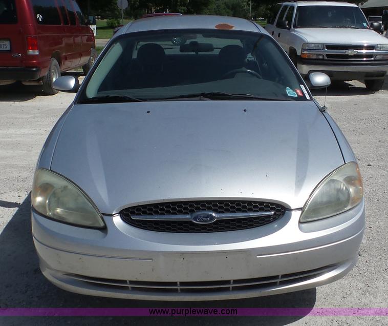 image for item AG9173 2003 Ford Taurus
