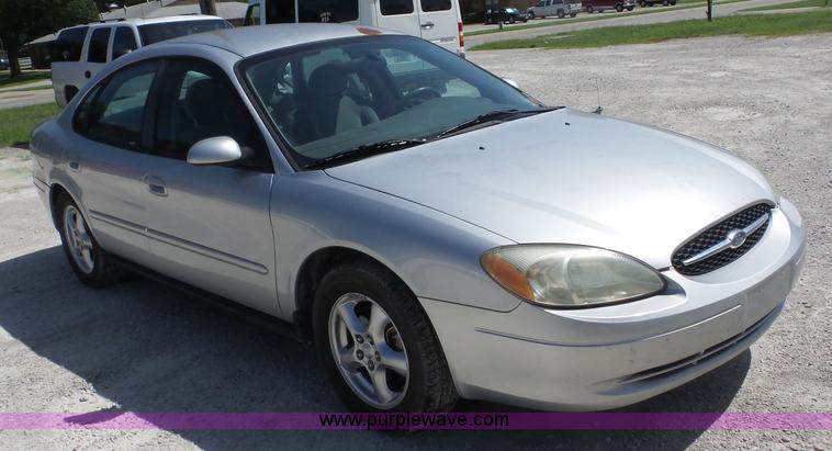 image for item AG9173 2003 Ford Taurus