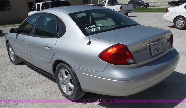 image for item AG9173 2003 Ford Taurus