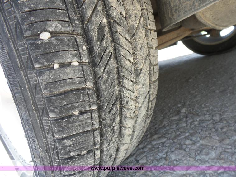 image for item AG9173 2003 Ford Taurus