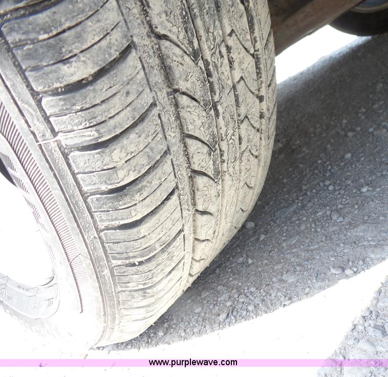 image for item AG9173 2003 Ford Taurus