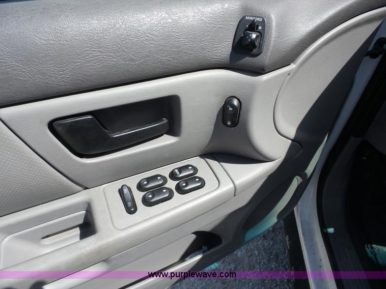 image for item AG9174 2007 Ford Taurus