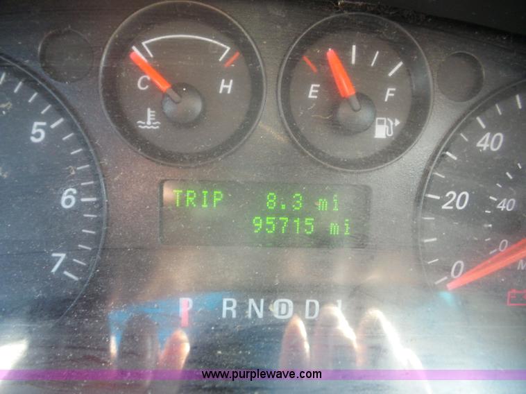 image for item AG9174 2007 Ford Taurus