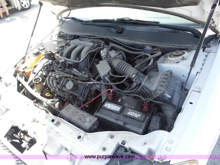 image for item AG9174 2007 Ford Taurus